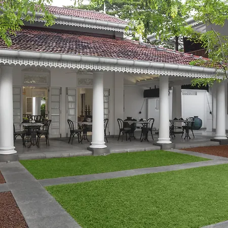 Maniumpathy Hotel-2